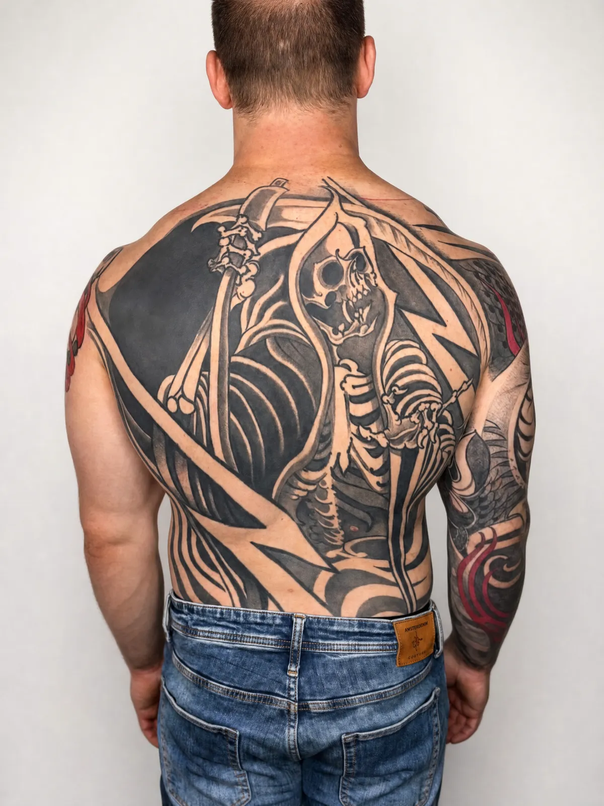 Large-Scale tattoo bij Motorink Amsterdam